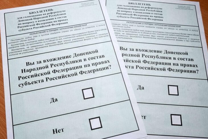 Referendum nelle zone ucraine, filorussi rivendicano la vittoria Medvedev: “Risultati chiari, bentornati a casa”