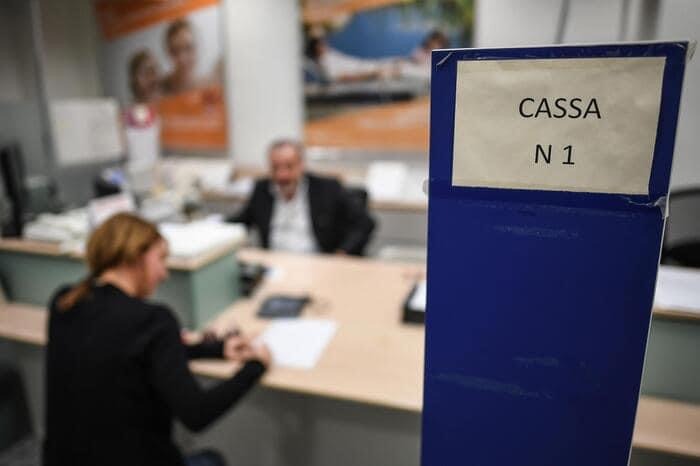 L’Intesa Sanpaolo: la proposta di accorciare la settimana lavorativa per i propri dipendenti